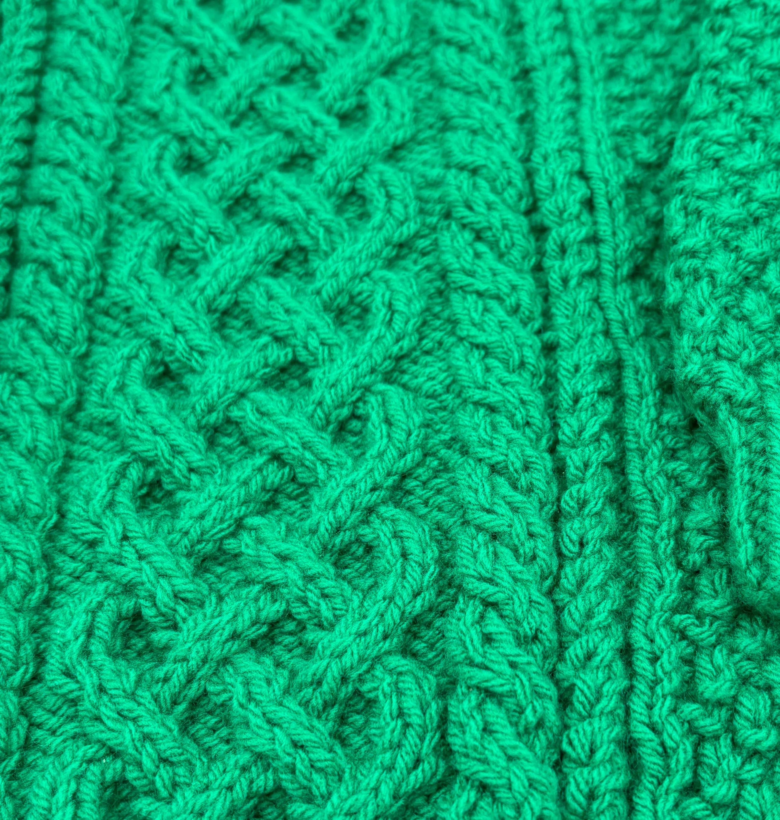 3 Y Forrest Green Acrylic Aran Knit Pullover