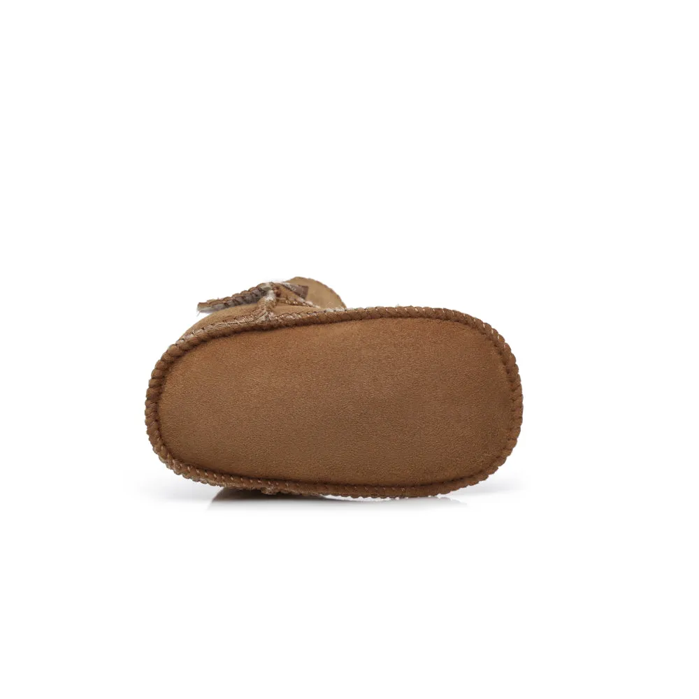 Australian Shepherd® Erin Australian Sheepskin Baby Booties Cradle