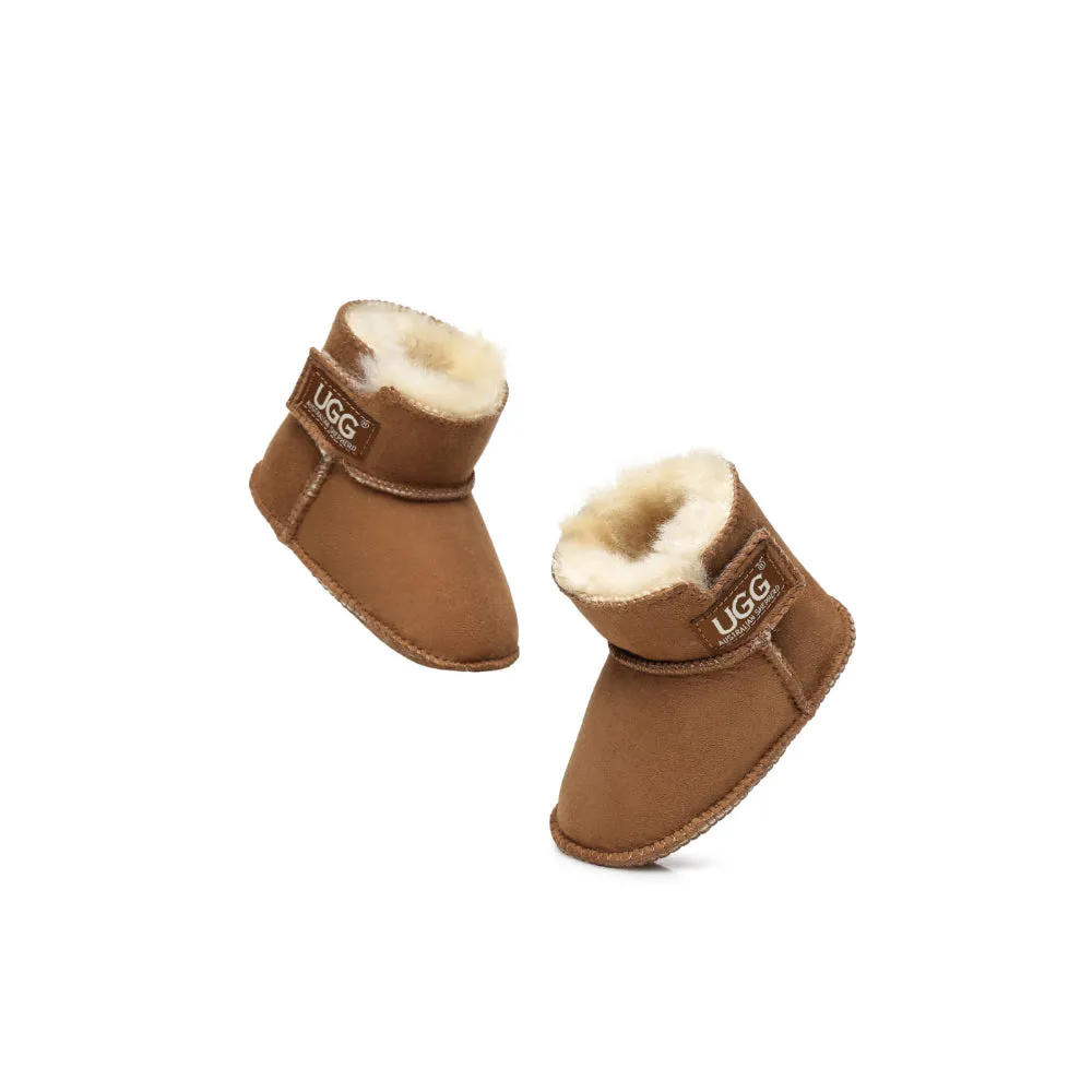 Australian Shepherd® Erin Australian Sheepskin Baby Booties Cradle