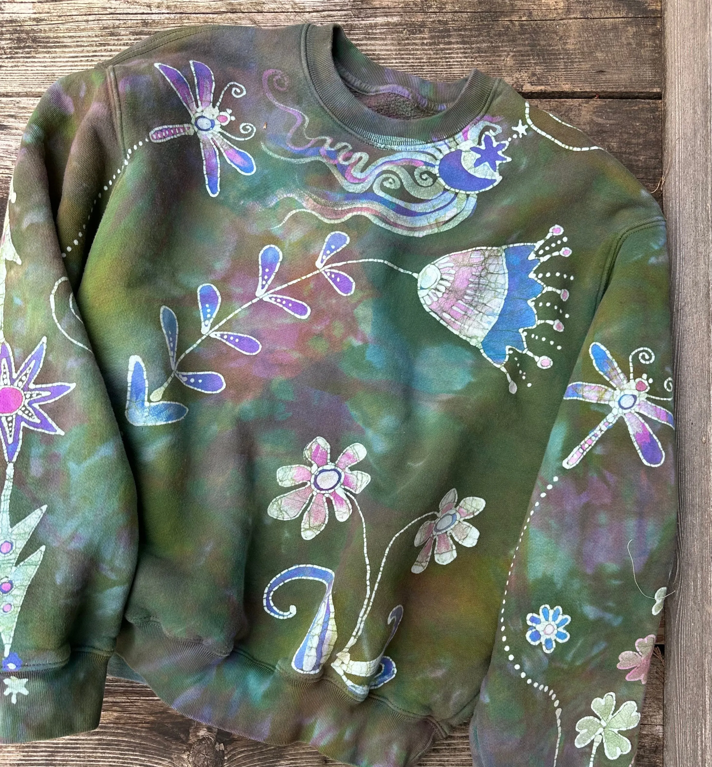 Garden Medley Puffy Crew Neck Sweatshirt ONE SIZE