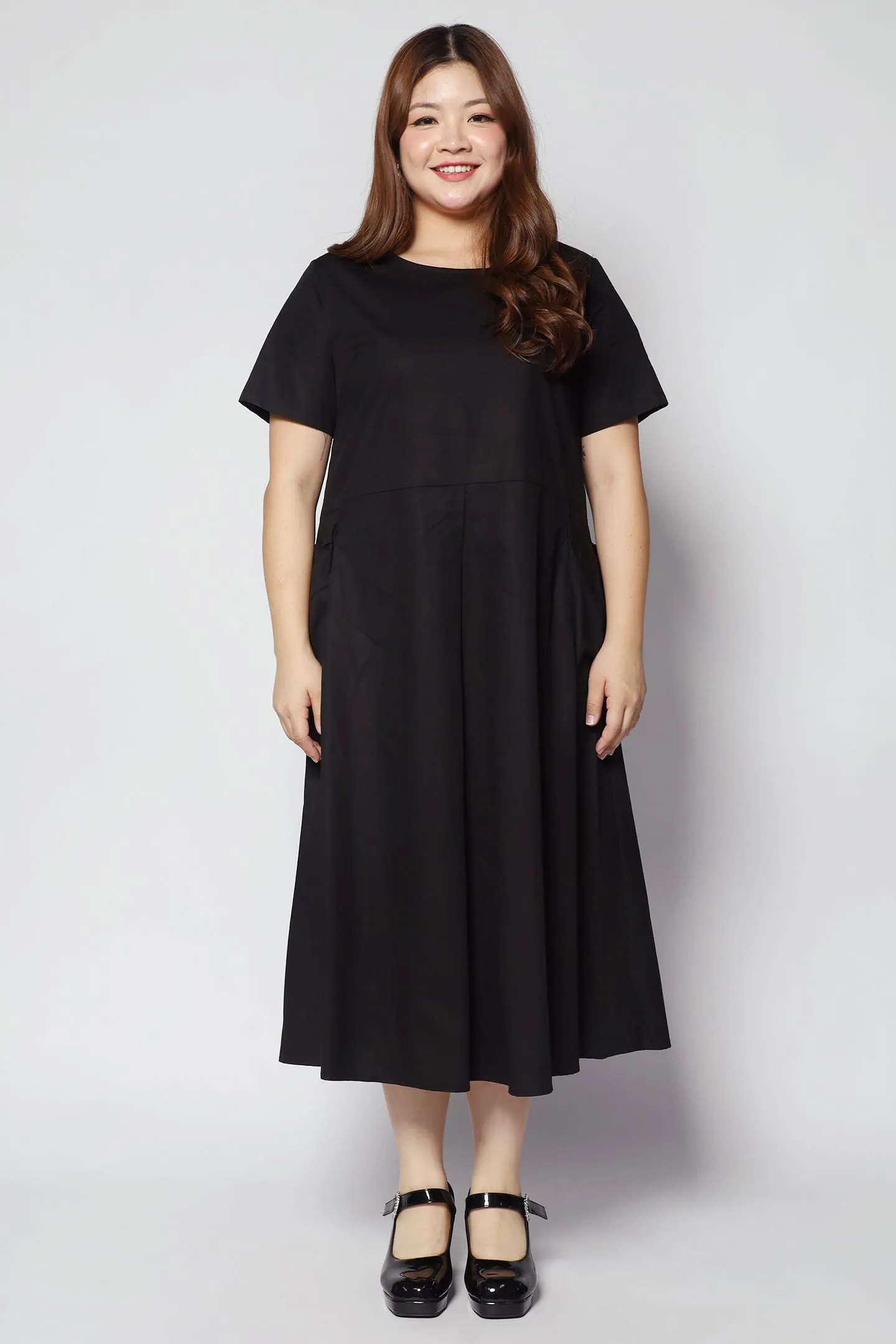 Granada Dress in Black