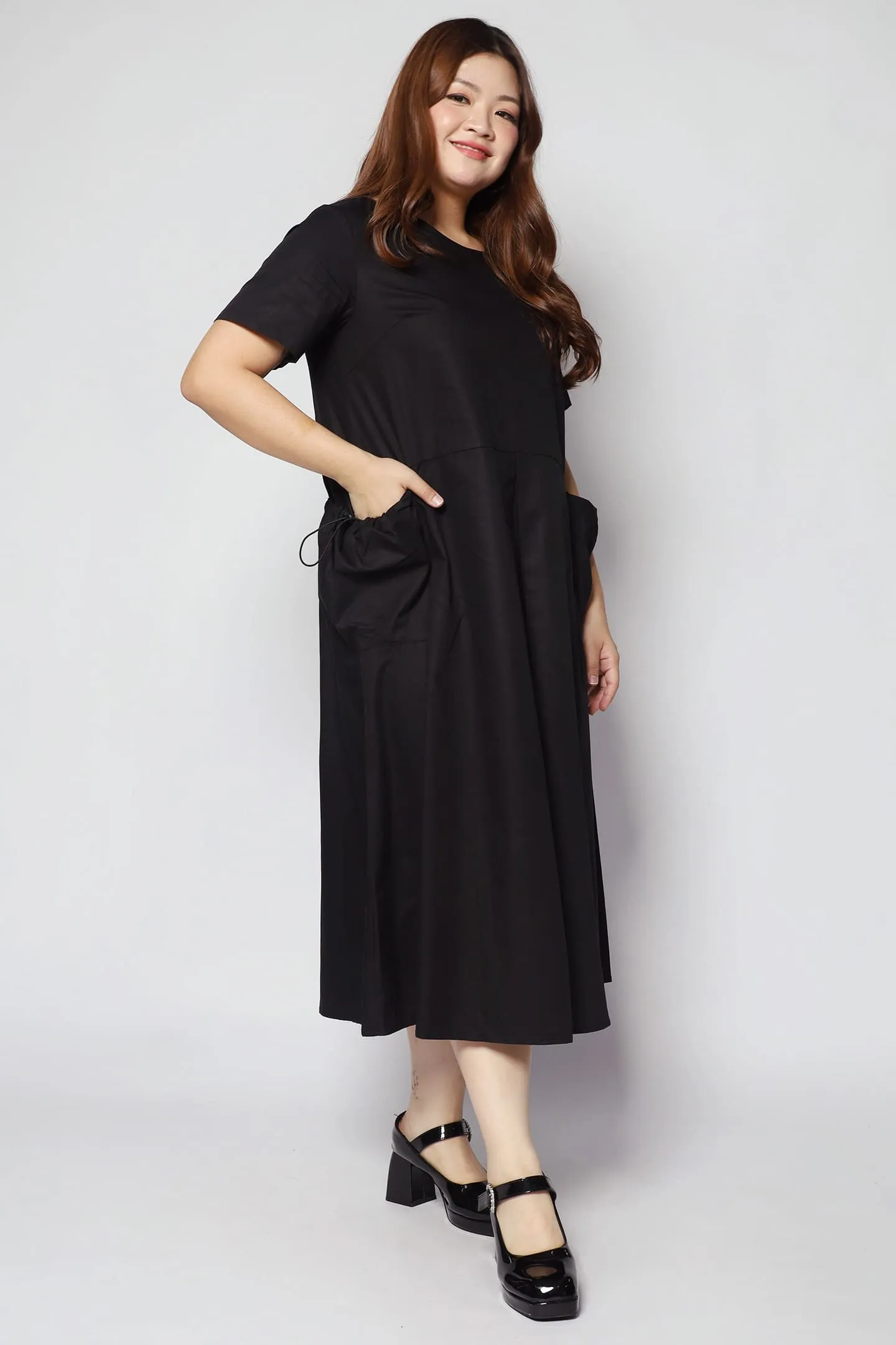 Granada Dress in Black