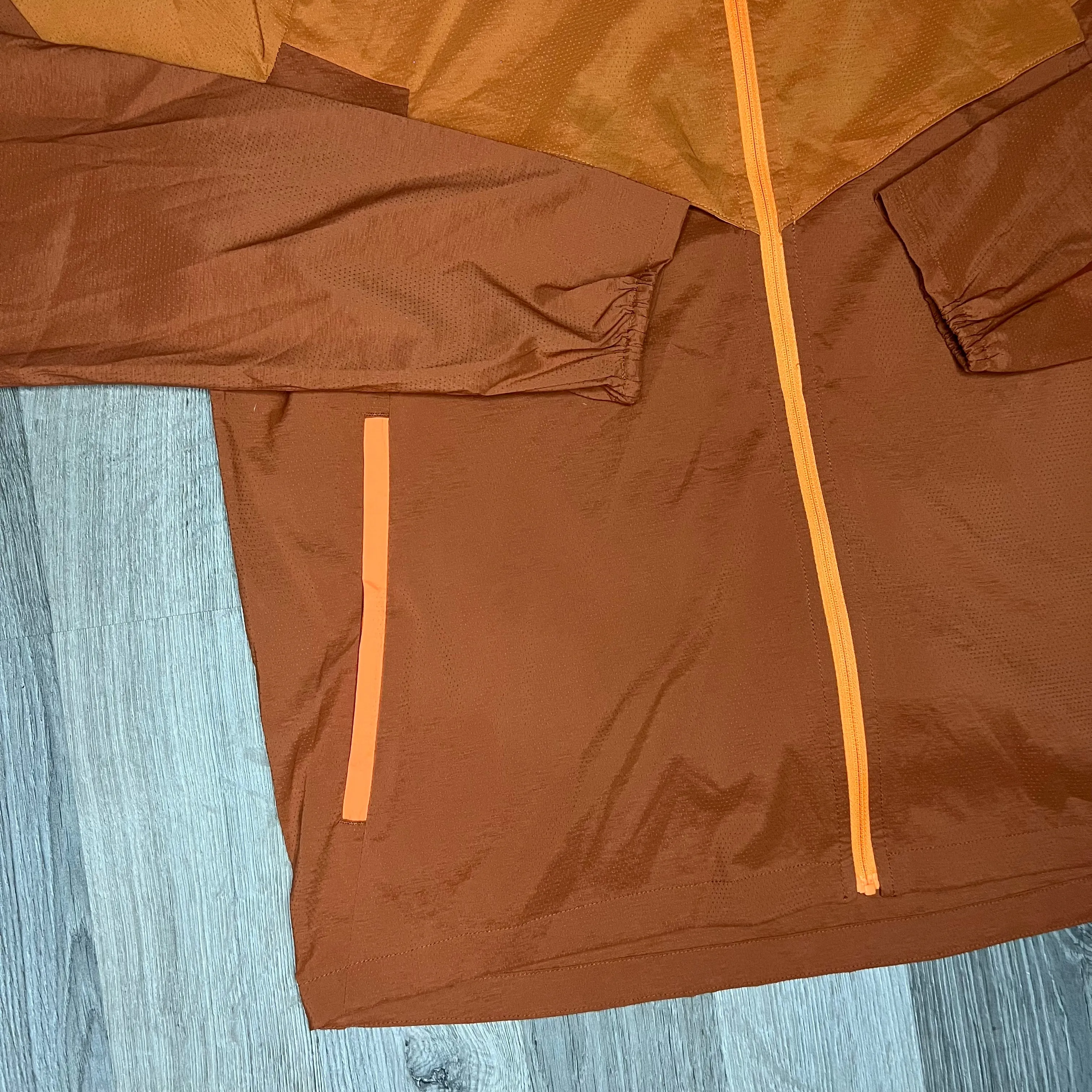 Nike Windrunner Orange