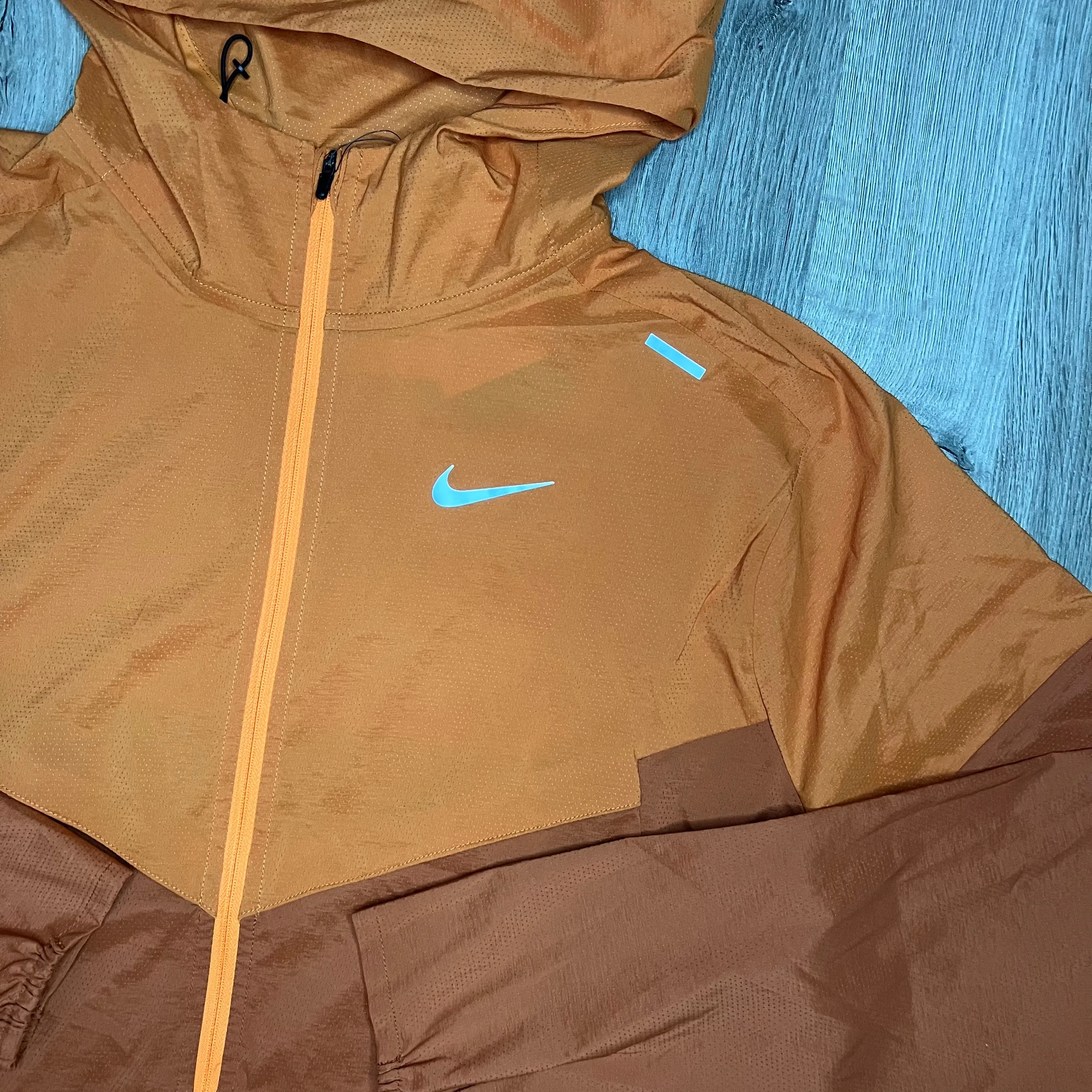 Nike Windrunner Orange