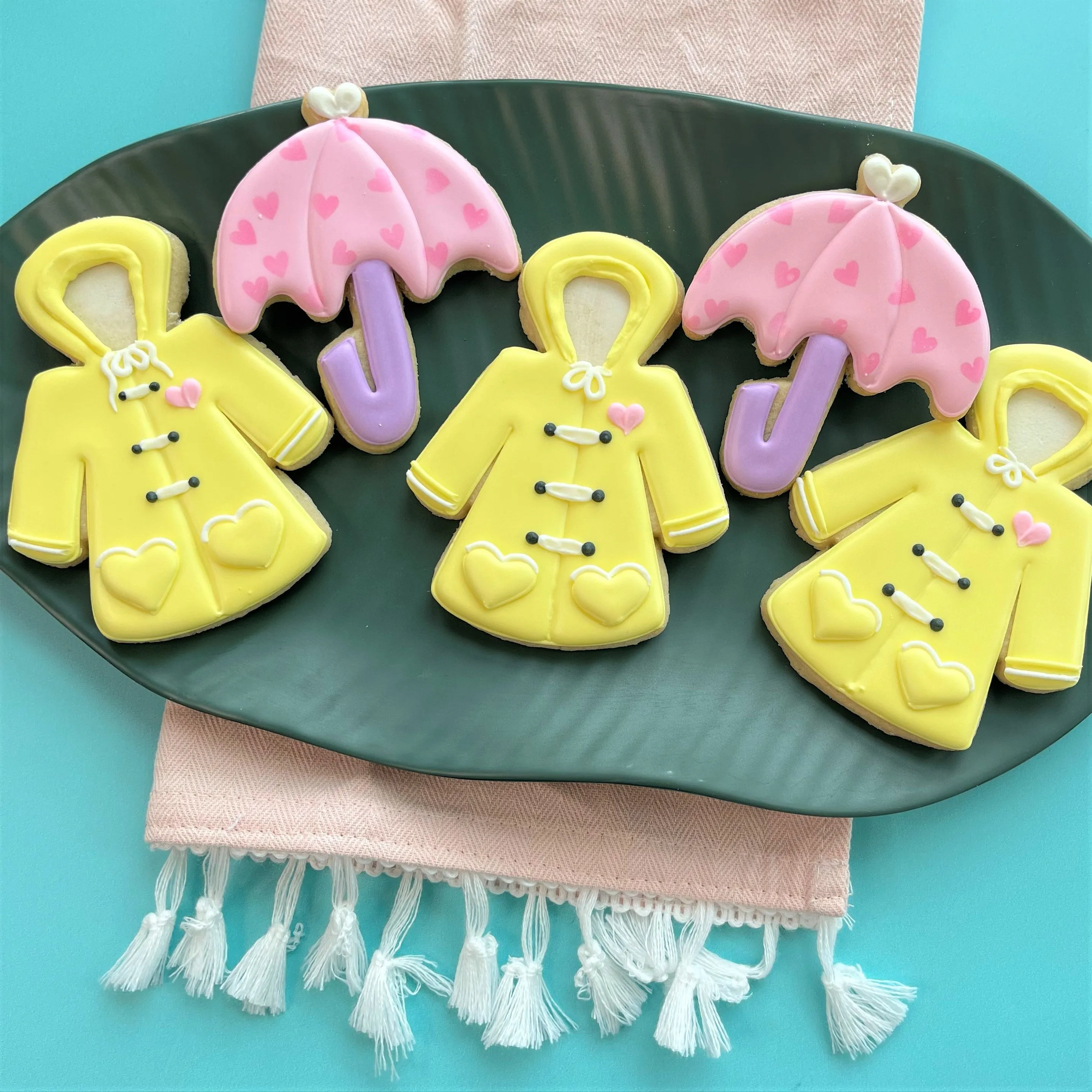 Spring Showers Cookie Cutter Decorating Kit