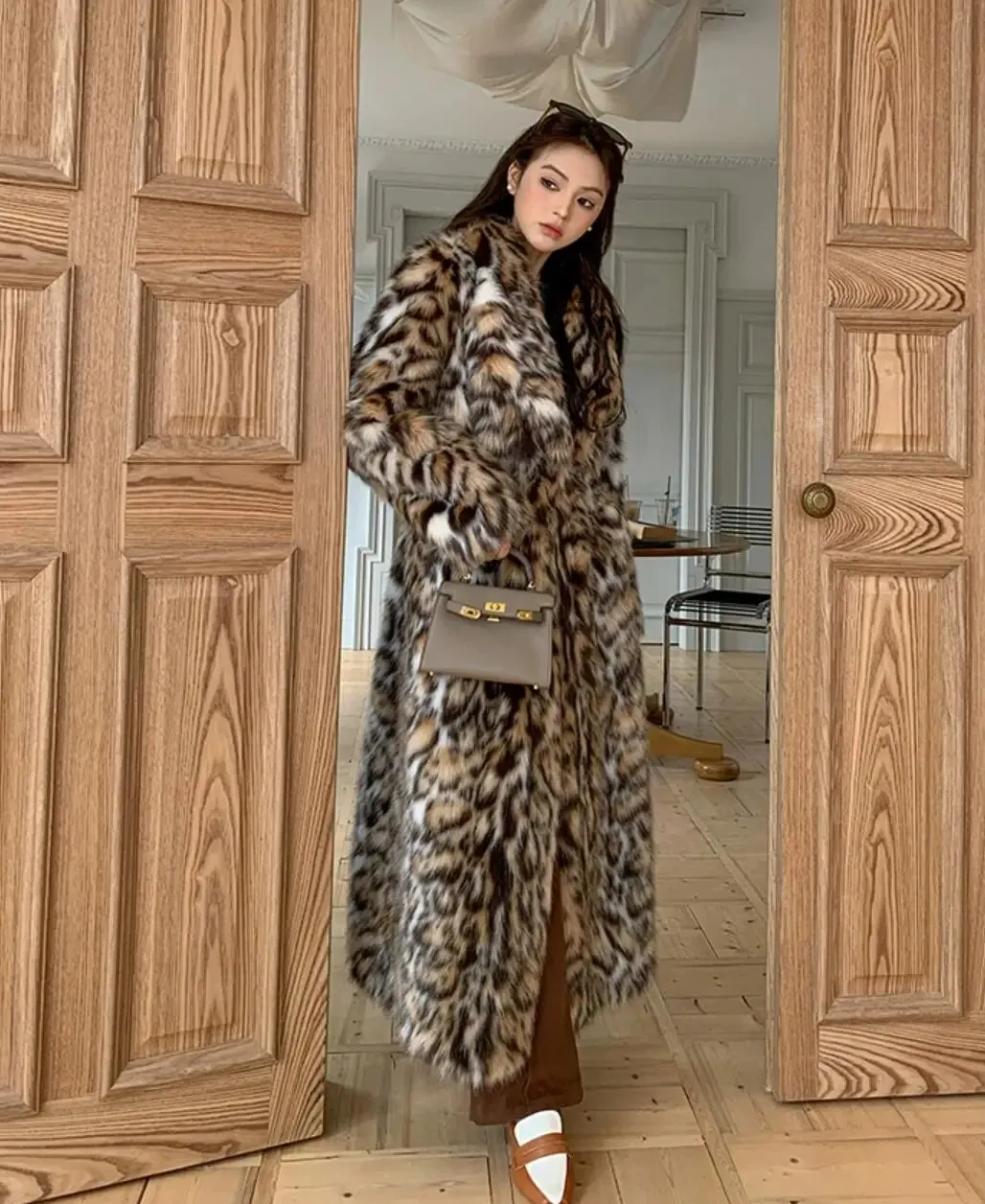 Women's Cozy Full-Length Faux Fur Cheetah Coat