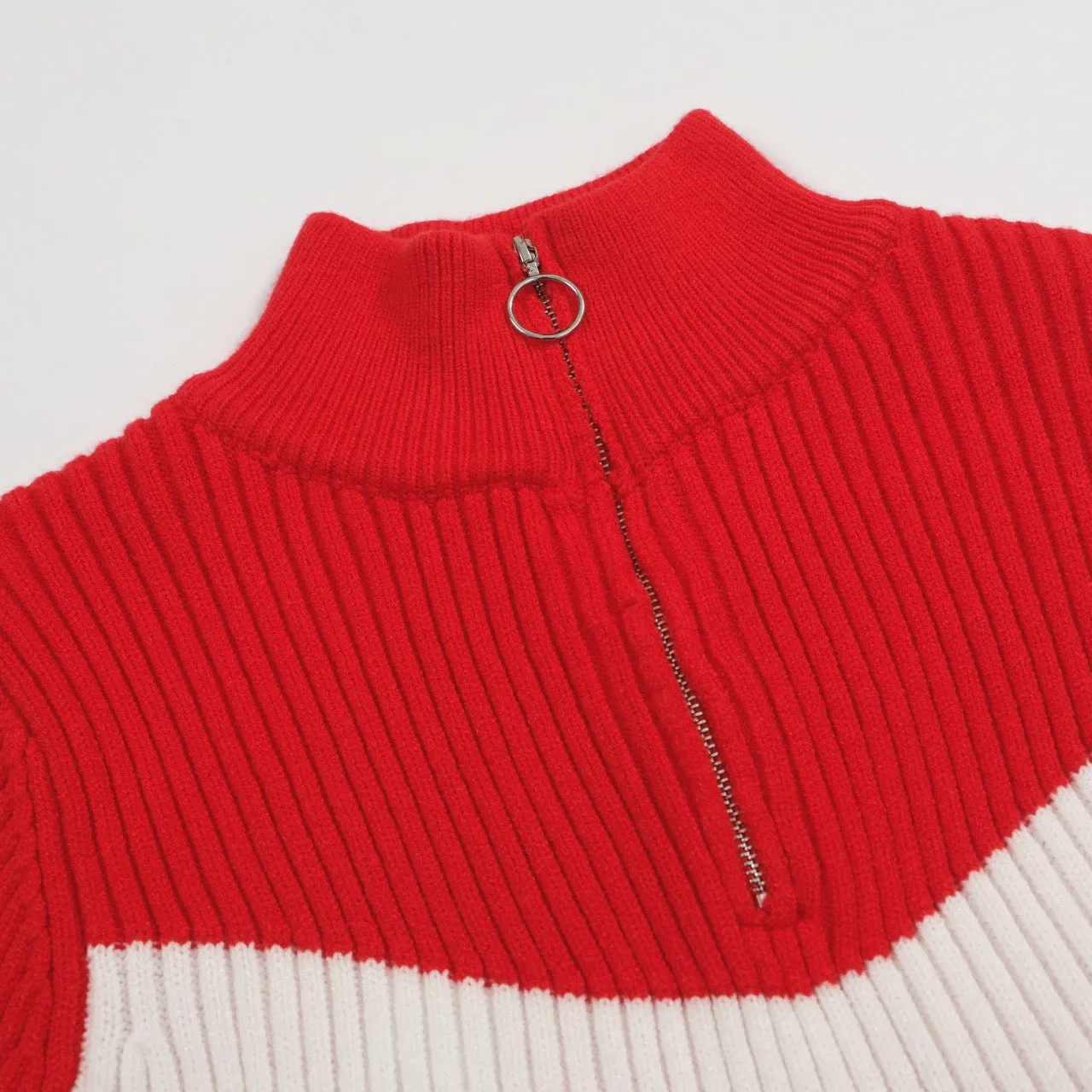 Women's red vintage turtleneck sweater top